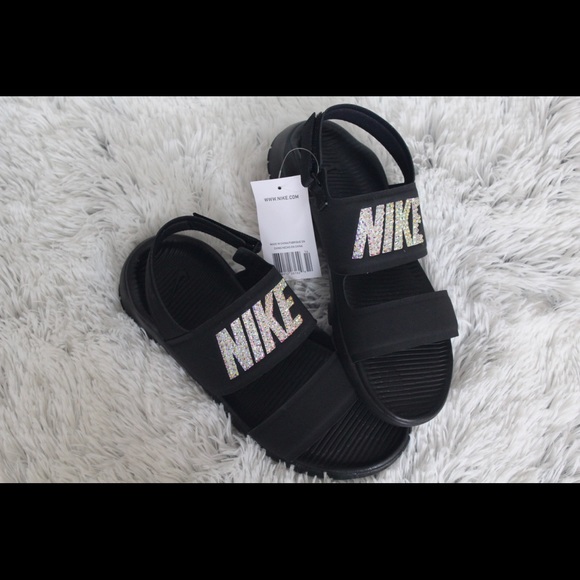 Custom Nike Tanjun Sandals - Picture 3 of 5